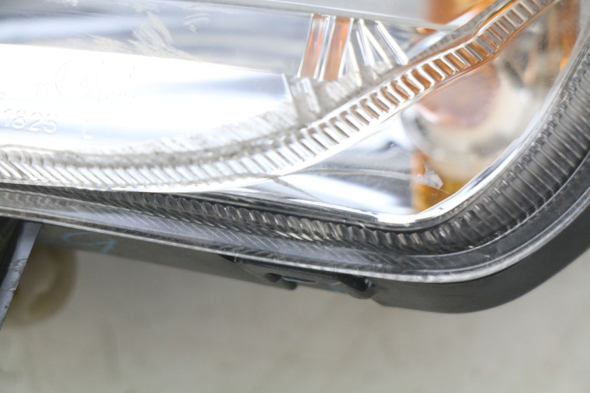 photo de DELANTERO IZQUIERDO INTERMITENTE YAMAHA D'ELIGHT DELIGHT 115 (2013 - 2017) - Detalle de la pieza