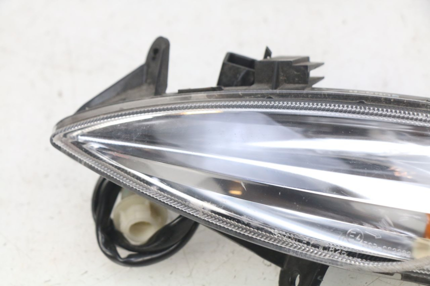 photo de DELANTERO IZQUIERDO INTERMITENTE YAMAHA D'ELIGHT DELIGHT 115 (2013 - 2017) - Recambio usado revisado