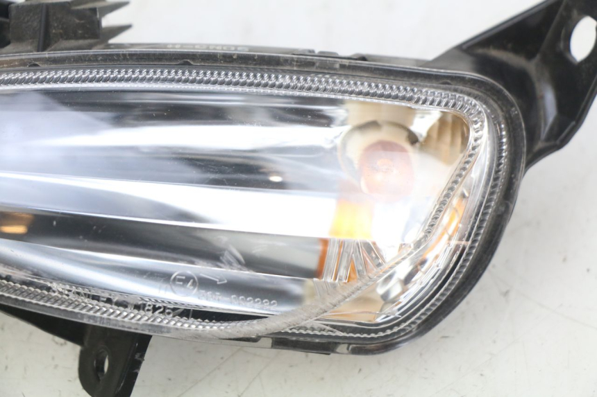 photo de DELANTERO IZQUIERDO INTERMITENTE YAMAHA D'ELIGHT DELIGHT 115 (2013 - 2017) - Marcados y referencias originales