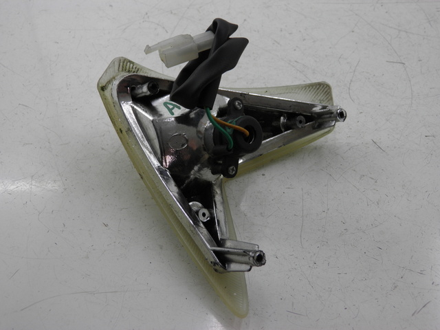 photo de DELANTERO IZQUIERDO INTERMITENTE EUROCKA MATADOR 4T 50 (2010 - 2016) - Zoom estado de uso