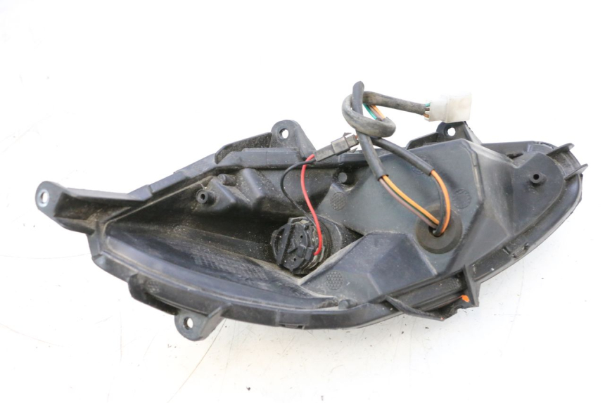 photo de INTERMITENTE DELANTERO IZQUIERDO JM MOTORS EVOLIS 4T 50 (2018 - 2022) - Detalles de los puntos de fijación
