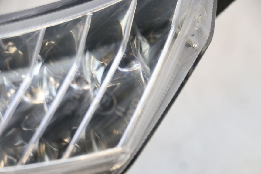 photo de INTERMITENTE DELANTERO IZQUIERDO KEEWAY F-ACT FACT EVO 50 (2020 - 2026) - Otra perspectiva