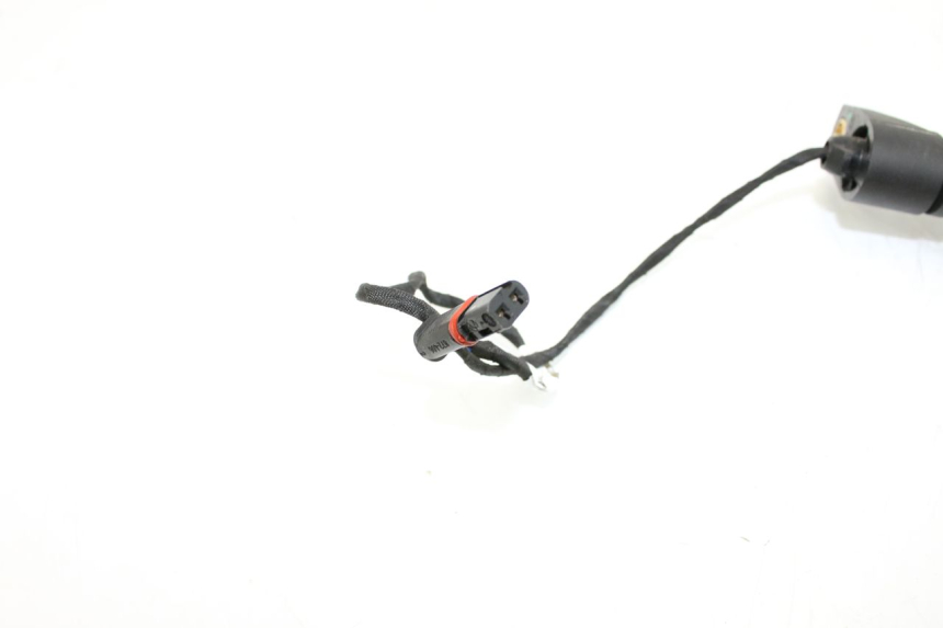 photo de DELANTERO IZQUIERDO INTERMITENTE BMW F GS K81 850 (2018 - 2023) - Primer plano técnico