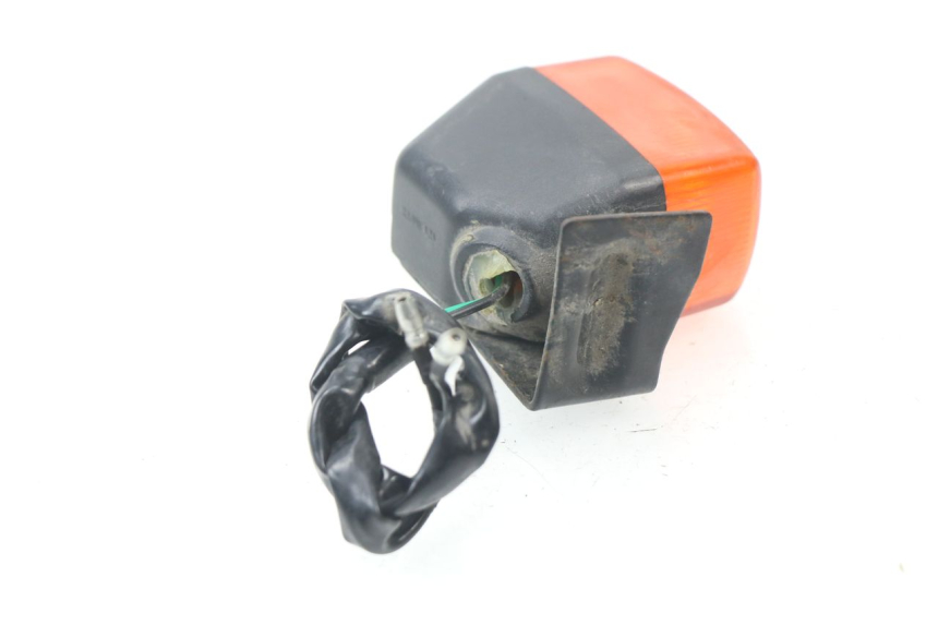 photo de DELANTERO IZQUIERDO INTERMITENTE TNT MOTOR FASTINO 4T 50 (2013 - 2019) - Otra perspectiva