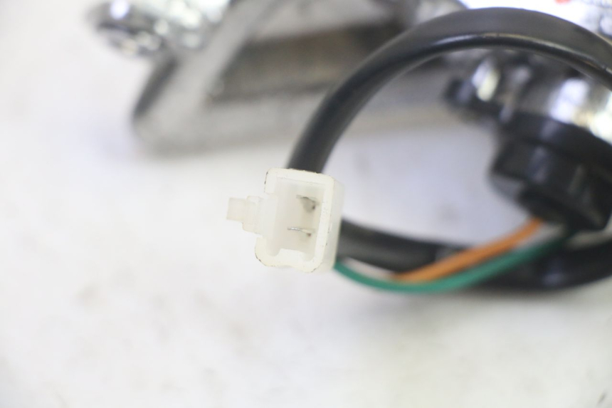 photo de DELANTERO IZQUIERDO INTERMITENTE BTC FELICE SPORT 50 - Otra perspectiva