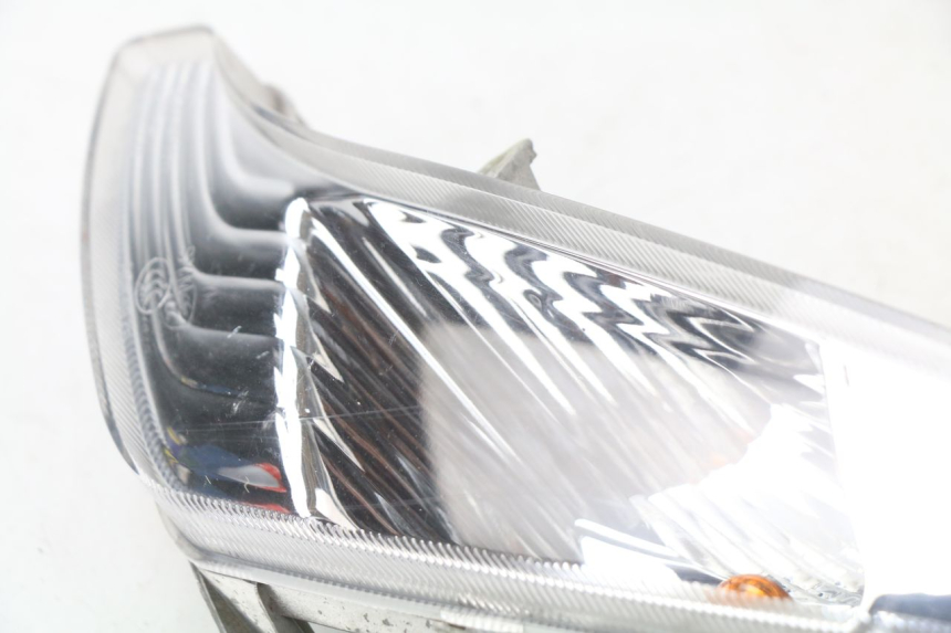 photo de DELANTERO IZQUIERDO INTERMITENTE SYM FIDDLE 2 50 (2008 - 2013) - Detalle de la pieza