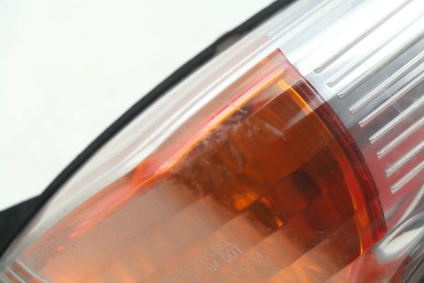 photo de INTERMITENTE DELANTERO IZQUIERDO YAMAHA FJR ABS 1300 (2006 - 2012) - Estado de la superficie y material