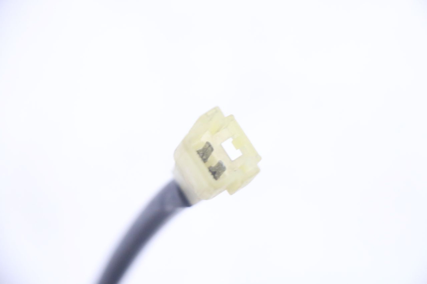 photo de INTERMITENTE DELANTERO IZQUIERDO YAMAHA FJR ABS 1300 (2006 - 2012) - Primer plano técnico