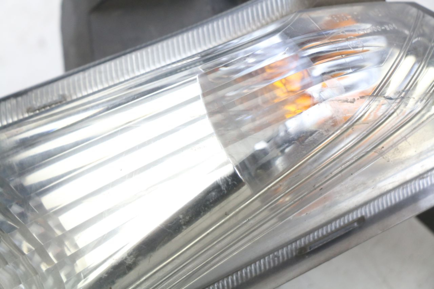 photo de INTERMITENTE DELANTERO IZQUIERDO HONDA FJS SILVERWING SILVER WING 400 (2009 - 2016) - Otra perspectiva