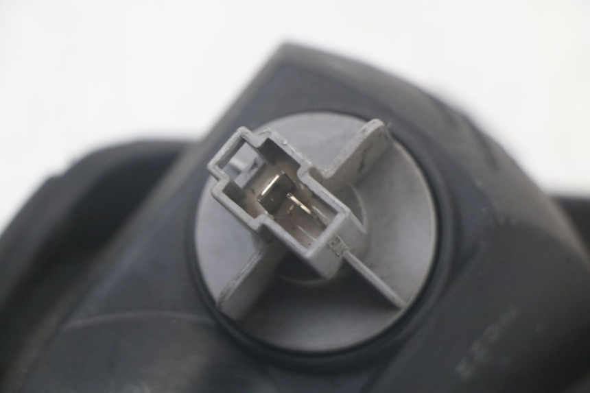 photo de DELANTERO IZQUIERDO INTERMITENTE HONDA FJS SILVERWING SILVER WING 600 (2001 - 2010) - Recambio usado revisado