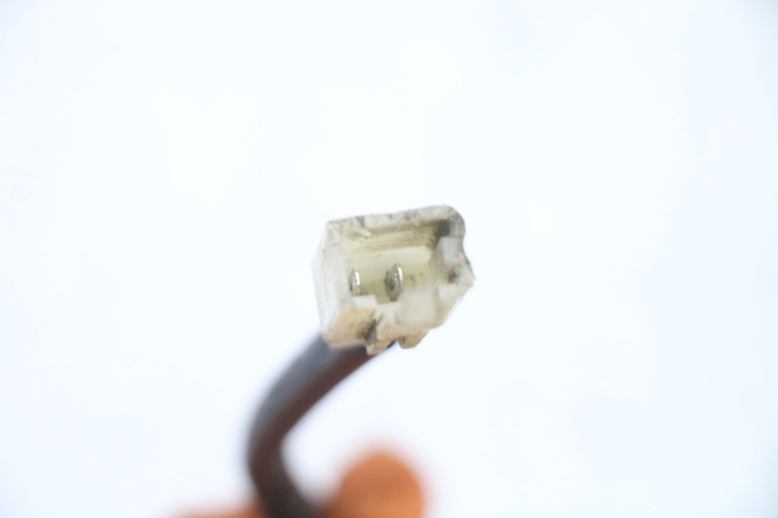 photo de DELANTERO IZQUIERDO INTERMITENTE VENESI FLY RETRO 4T 50 (2020 - 2025) - Primer plano técnico