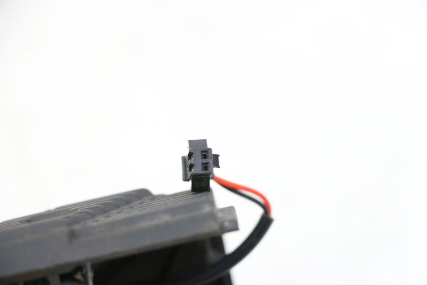 photo de DELANTERO IZQUIERDO INTERMITENTE KUKIRIN G2 MASTER 1 - Detalle de la pieza