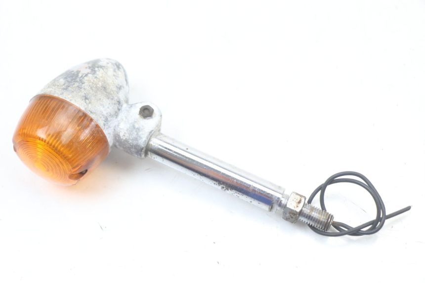 photo de DELANTERO IZQUIERDO INTERMITENTE SUZUKI GN 125 (1997 - 2000) - Vista general del producto