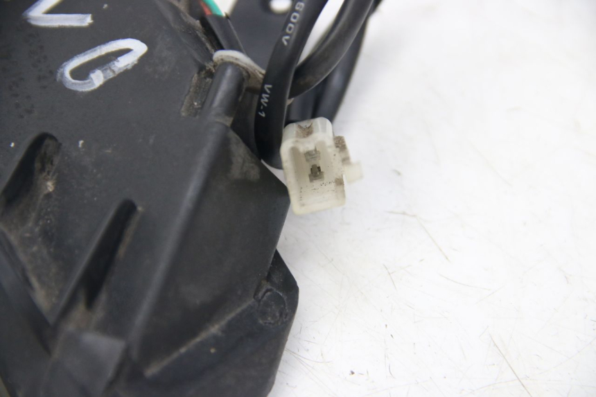 photo de INTERMITENTE DELANTERO IZQUIERDO NECO GPX 4T 50 (2018 - 2022) - Primer plano técnico