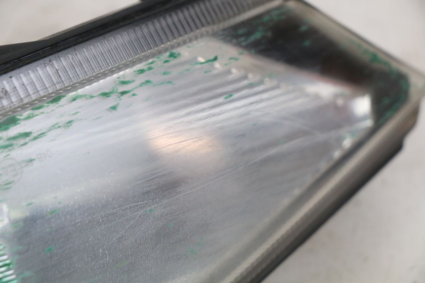 photo de INTERMITENTE DELANTERO IZQUIERDO SYM GTS EFI 125 (2012 - 2016) - Detalles de los puntos de fijación