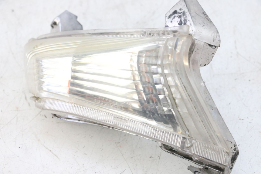 photo de DELANTERO IZQUIERDO INTERMITENTE JM MOTORS GTS 125 (2015 - 2019) - Recambio usado revisado