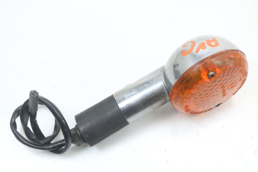 photo de DELANTERO IZQUIERDO INTERMITENTE SUZUKI GZ MARAUDER 125 (1998 - 2004) - Zoom estado de uso