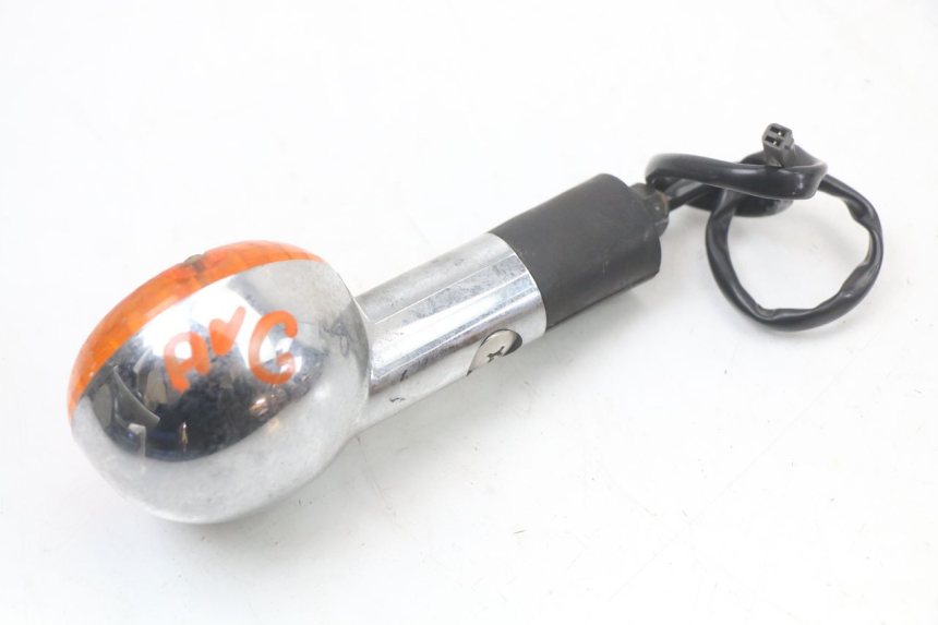 photo de DELANTERO IZQUIERDO INTERMITENTE SUZUKI GZ MARAUDER 125 (1998 - 2004) - Otra perspectiva