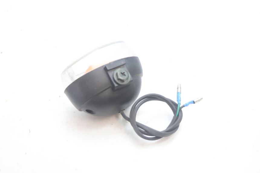 photo de DELANTERO IZQUIERDO INTERMITENTE KEEWAY HURRICANE 50 (2006 - 2019) - Primer plano técnico