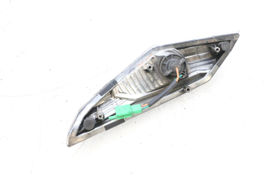 photo de INTERMITENTE DELANTERO IZQUIERDO SYM JET 14 4T 50 (2018 - 2022) - Otra perspectiva