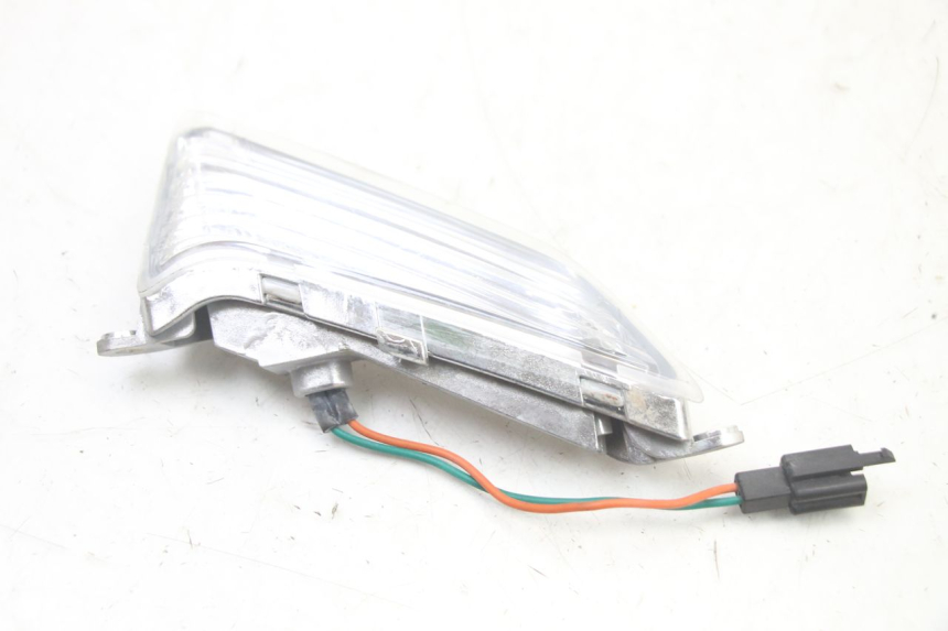 photo de DELANTERO IZQUIERDO INTERMITENTE KYMCO PEOPLE S 125 (2000 - 2008) - Zoom estado de uso