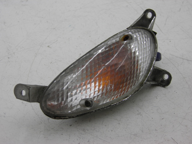 photo de DELANTERO IZQUIERDO INTERMITENTE KYMCO SPACER 50 (1998 - 2009) - Zoom estado de uso