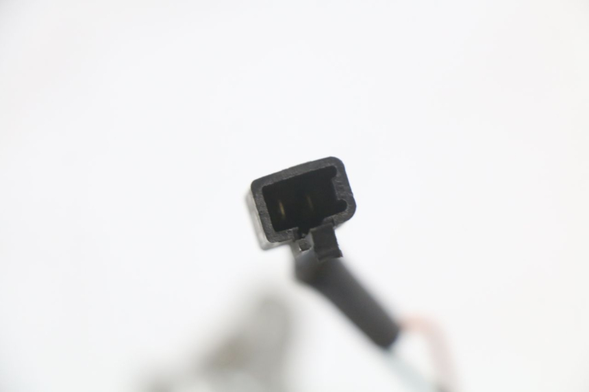 photo de DELANTERO IZQUIERDO INTERMITENTE KYMCO X-TOWN XTOWN 125 (2016 - 2021) - Estado de la superficie y material