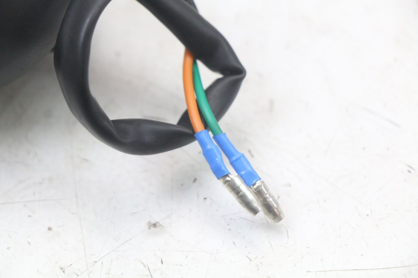 photo de DELANTERO IZQUIERDO INTERMITENTE MASH LEGEND'R 4T 50 (2021 - 2025) - Detalles de los puntos de fijación