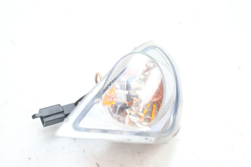 photo de DELANTERO IZQUIERDO INTERMITENTE SYM MIO 50 (2005 - 2010) - Zoom estado de uso