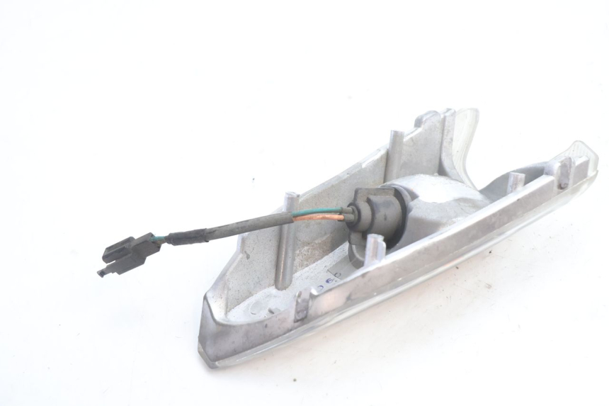 photo de DELANTERO IZQUIERDO INTERMITENTE KYMCO MOVIE S 125 (2009 - 2018) - Primer plano técnico