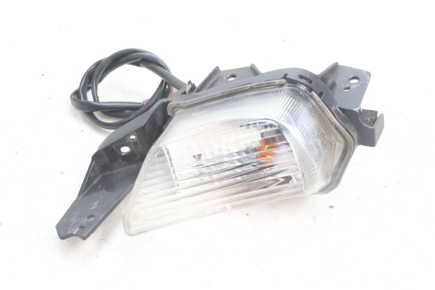 photo de DELANTERO IZQUIERDO INTERMITENTE YAMAHA N-MAX NMAX 125 (2021 - 2024) - Vista principal