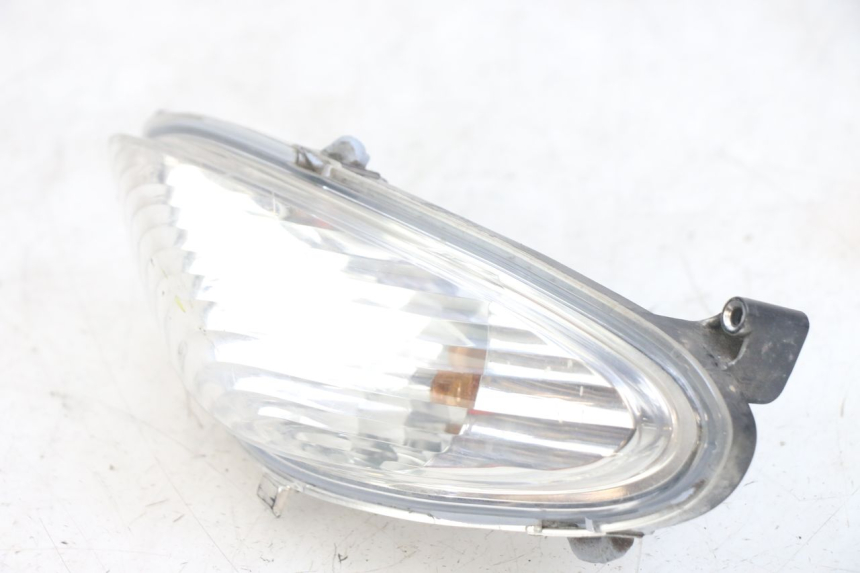 photo de INTERMITENTE DELANTERO IZQUIERDO YAMAHA NEOS NEO'S 4T 50 (2008 - 2016) - Detalles de los puntos de fijación