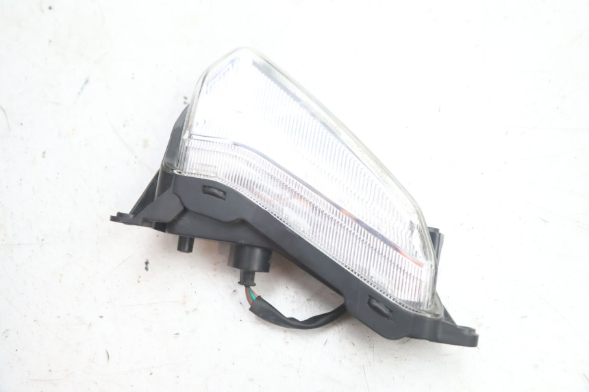photo de DELANTERO IZQUIERDO INTERMITENTE KYMCO LIKE 4T 50 (2019 - 2025) - Otra perspectiva