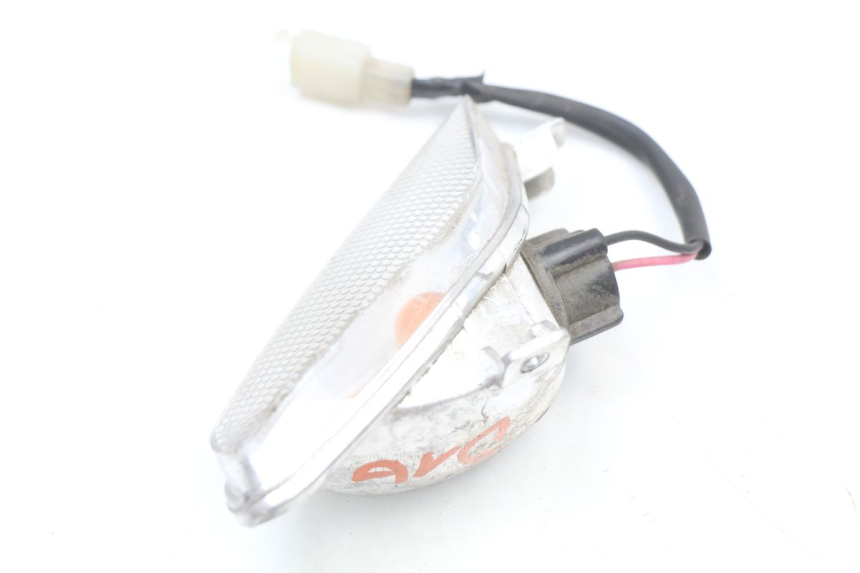 photo de DELANTERO IZQUIERDO INTERMITENTE PIAGGIO NEW TYPHOON 50 (2018 - 2021) - Zoom estado de uso