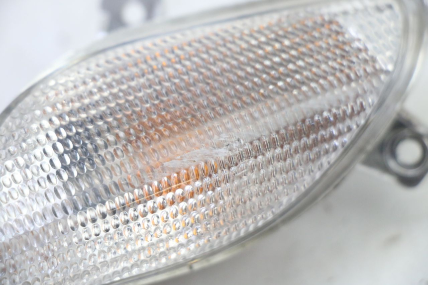 photo de DELANTERO IZQUIERDO INTERMITENTE PIAGGIO NEW TYPHOON 50 (2018 - 2021) - Detalle de la pieza