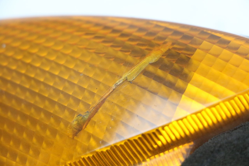 photo de INTERMITENTE DELANTERO IZQUIERDO HONDA NTV DEAUVILLE 650 (1998 - 2001) - Detalle de la pieza