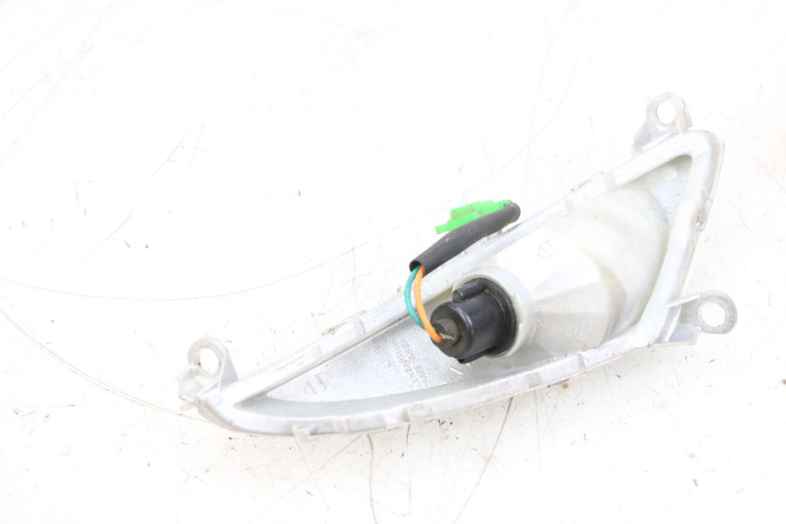 photo de DELANTERO IZQUIERDO INTERMITENTE SYM ORBIT 2 4T 50 (2008 - 2017) - Otra perspectiva