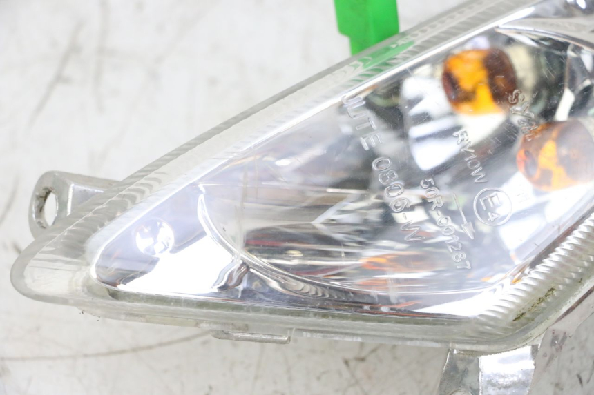 photo de DELANTERO IZQUIERDO INTERMITENTE SYM ORBIT 2 4T 50 (2008 - 2017) - Estado de la superficie y material