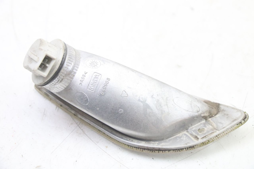 photo de DELANTERO IZQUIERDO INTERMITENTE PIAGGIO VESPA LX IE 125 (2010 - 2012) - Detalles de los puntos de fijación