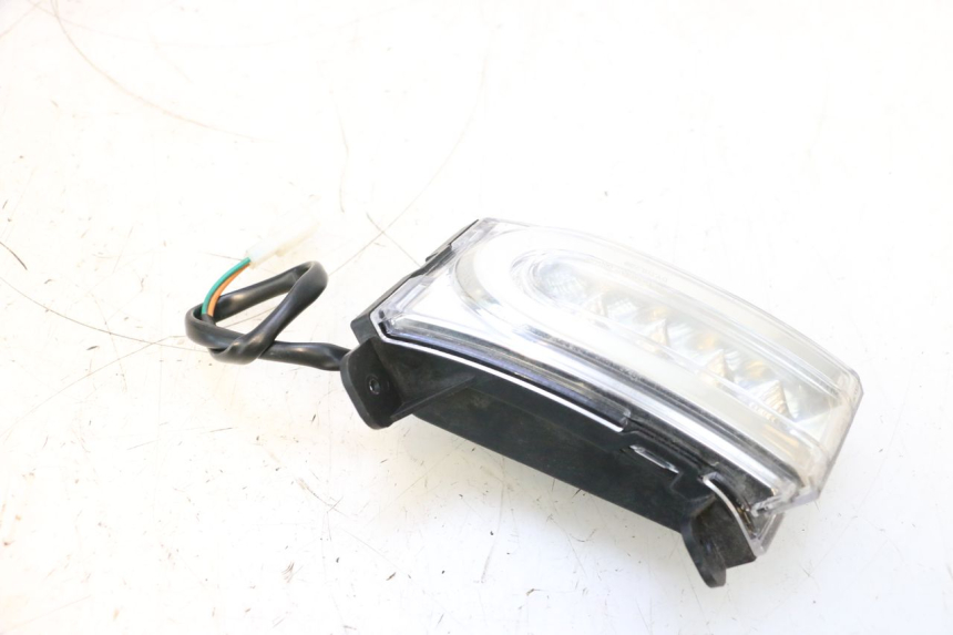 photo de DELANTERO IZQUIERDO INTERMITENTE EFUN PUSA 1 - Detalle de la pieza