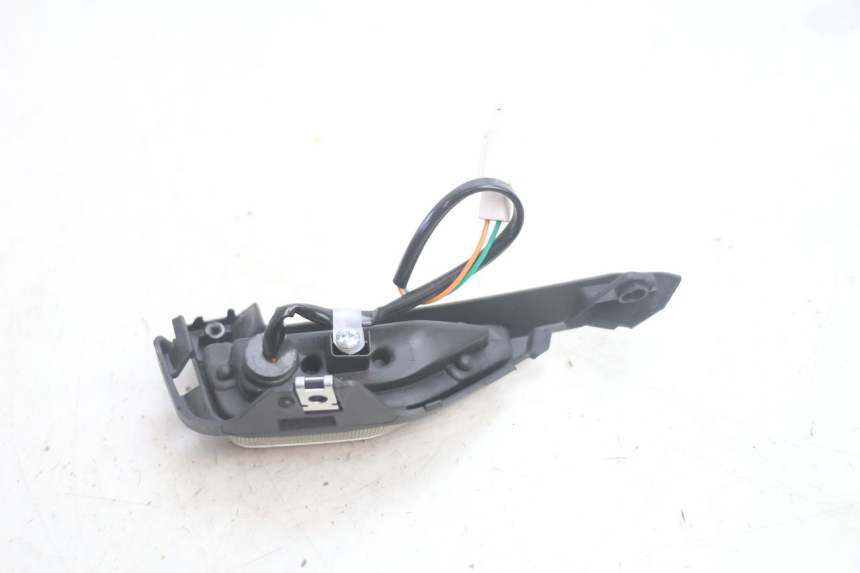 photo de DELANTERO IZQUIERDO INTERMITENTE JM MOTORS R-MAX TECH 50 (2024 - 2026) - Otra perspectiva