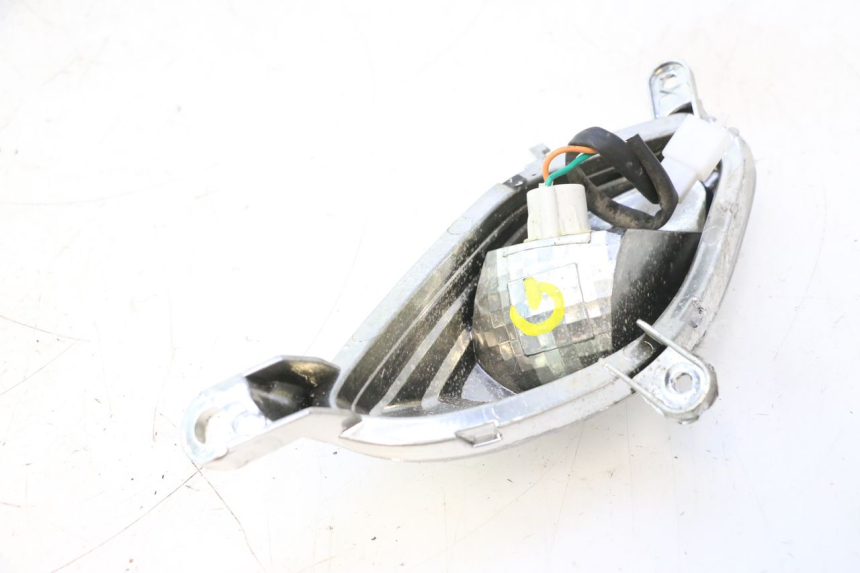 photo de DELANTERO IZQUIERDO INTERMITENTE JM MOTORS SANTANA 50 (2014 - 2023) - Detalle de la pieza