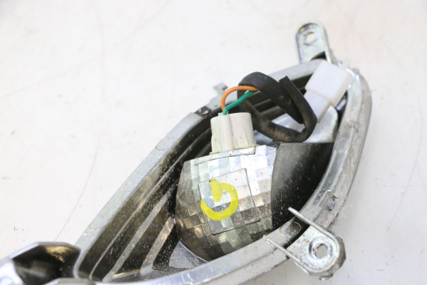 photo de DELANTERO IZQUIERDO INTERMITENTE JM MOTORS SANTANA 50 (2014 - 2023) - Zoom estado de uso
