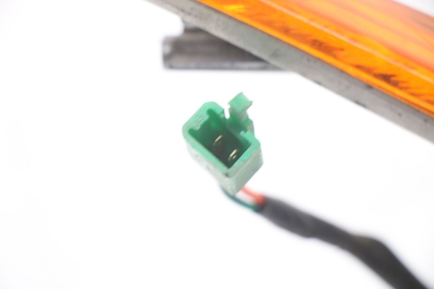 photo de INTERMITENTE DELANTERO IZQUIERDO HONDA SCV LEAD 100 (2003 - 2007) - Recambio usado revisado