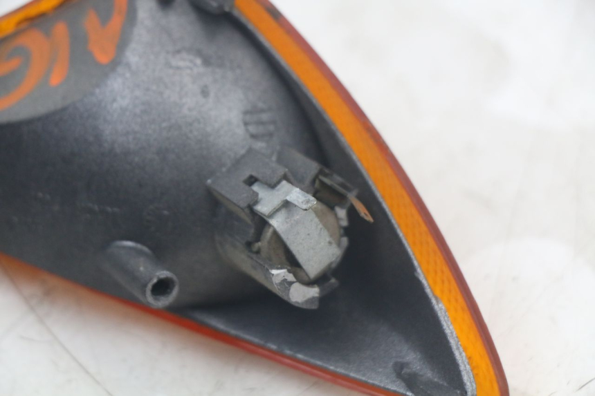 photo de INTERMITENTE DELANTERO IZQUIERDO PEUGEOT SPEEDFIGHT 100 (1997 - 2007) - Detalles de los puntos de fijación