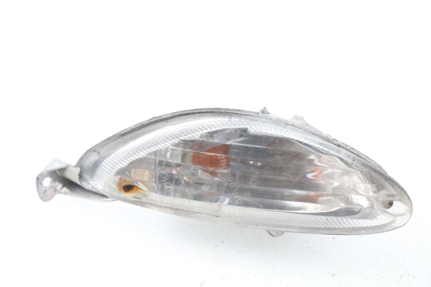 photo de DELANTERO IZQUIERDO INTERMITENTE JM MOTORS SUNNY 50 (2017 - 2020) - Estado de la superficie y material