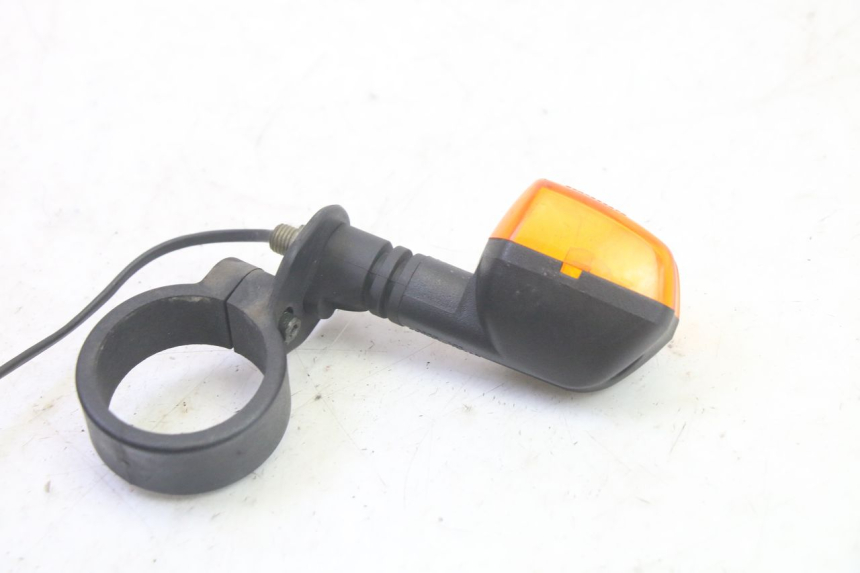 photo de DELANTERO IZQUIERDO INTERMITENTE KSR TR SM 50 (2015 - 2018) - Primer plano técnico