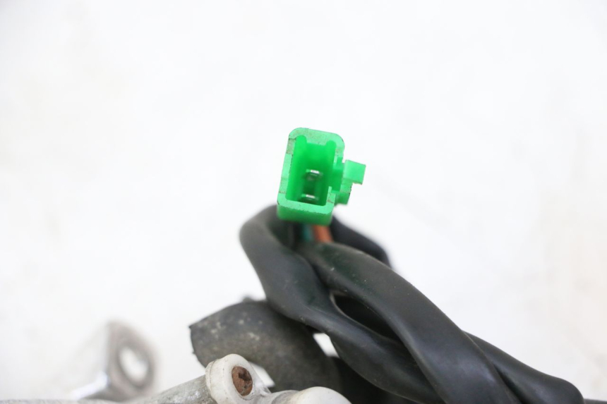 photo de INTERMITENTE DELANTERO IZQUIERDO PEUGEOT TWEET 4T 50 (2018 - 2022) - Zoom estado de uso