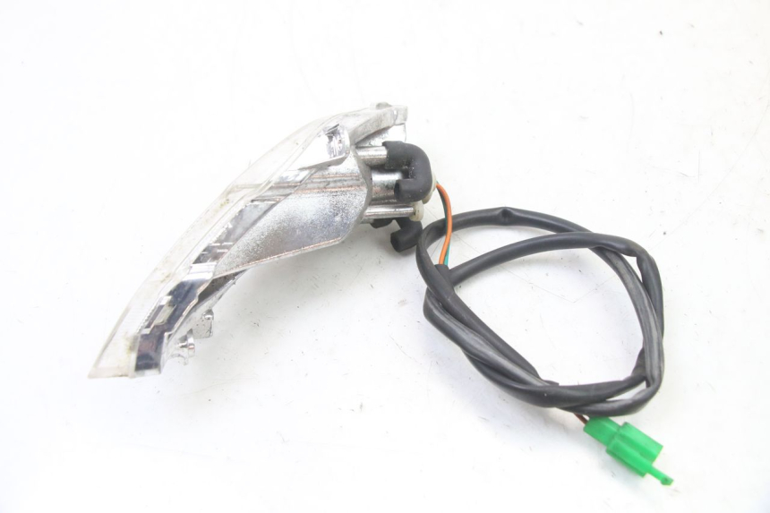 photo de DELANTERO IZQUIERDO INTERMITENTE PEUGEOT TWEET PRO CARGO 50 (2018 - 2022) - Primer plano técnico