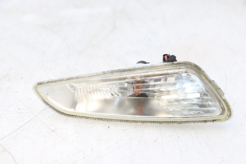 photo de INTERMITENTE DELANTERO IZQUIERDO PIAGGIO VESPA PRIMAVERA 2T 50 (2013 - 2018) - Detalle de la pieza